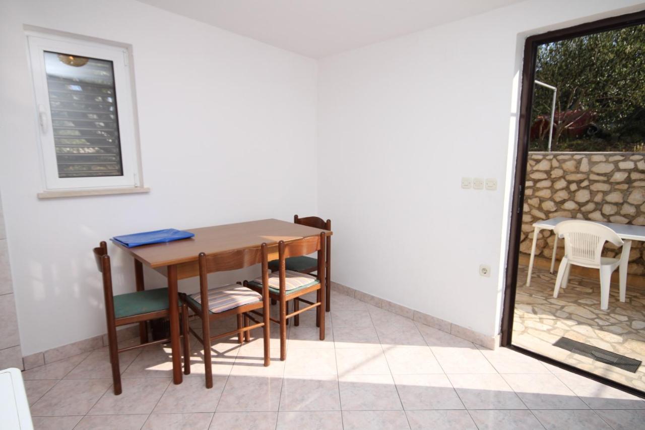 Apartments By The Sea Kustici, Pag - 6335 Zubovići Exterior foto