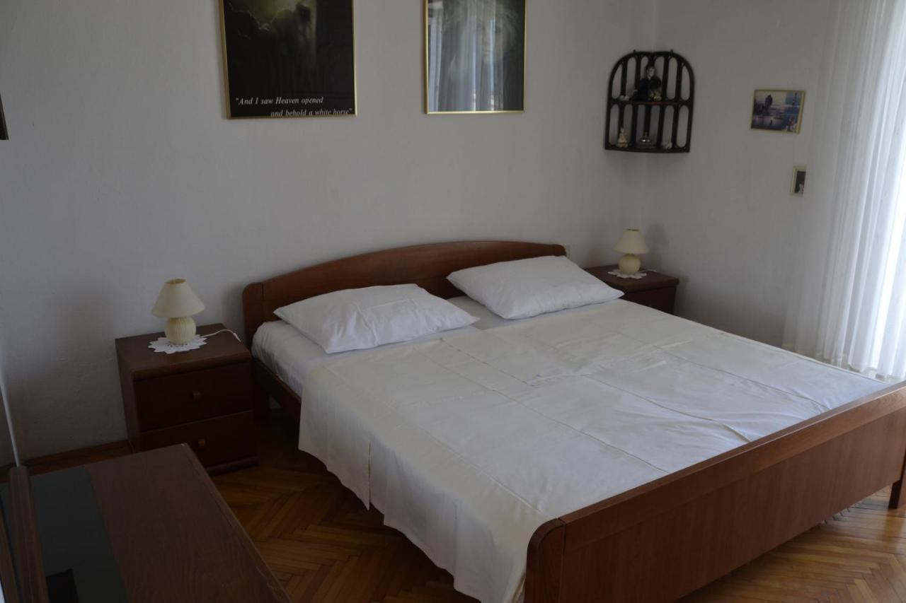 Apartments By The Sea Kustici, Pag - 6335 Zubovići Exterior foto